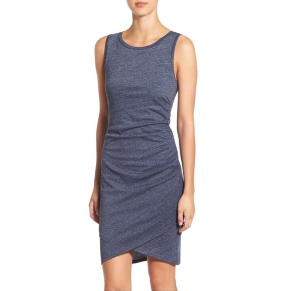 Leith Ruched Bodycon Dress - Picture 2 of 4